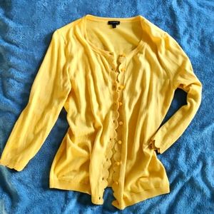 Scalloped-edge Mustard Cardigan